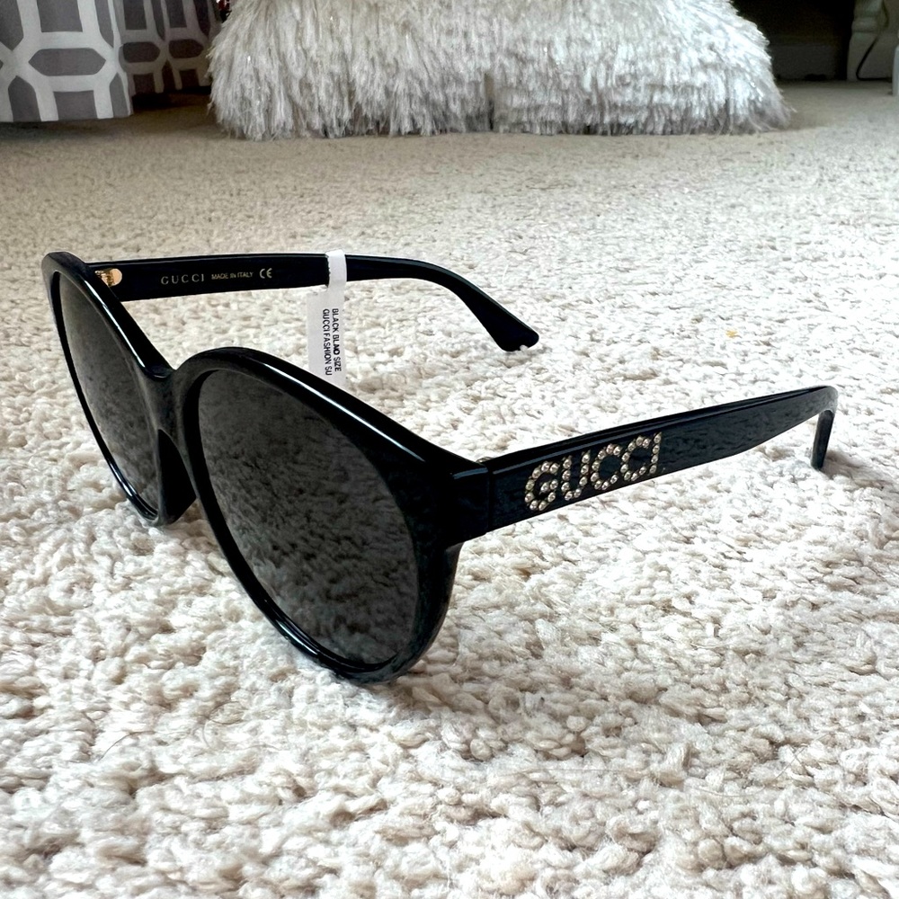 Gucci sun glasses